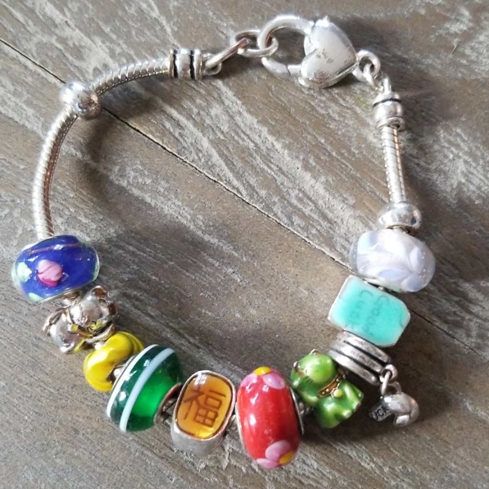 Chinese good luck charm bracelet